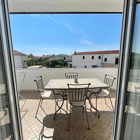 Apartments Antea Рогозница Экстерьер фото