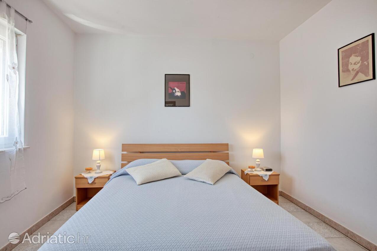 Apartments Antea Рогозница Экстерьер фото